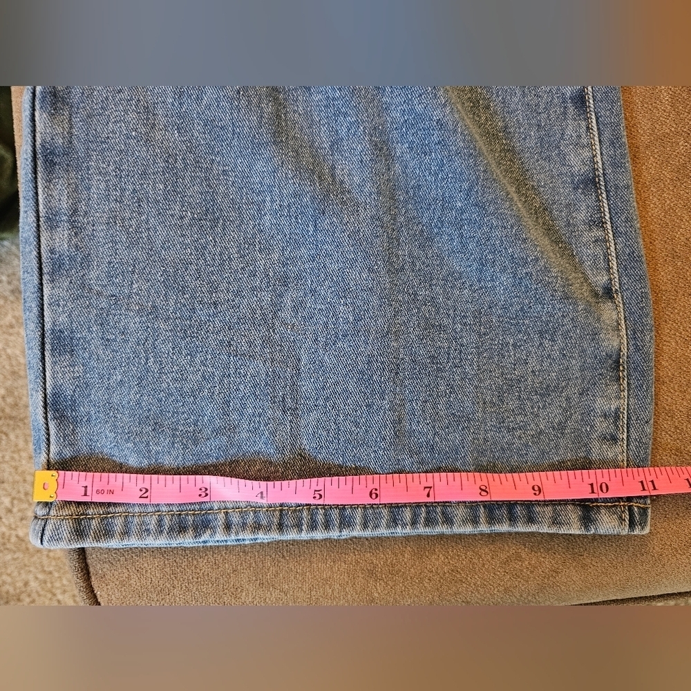 Fashion Nova Floria Baggy Wide Leg Light/Med Wash Jeans Size 11 - Picture 16 of 16